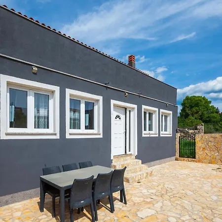 Holiday home 3 Bedroom In *