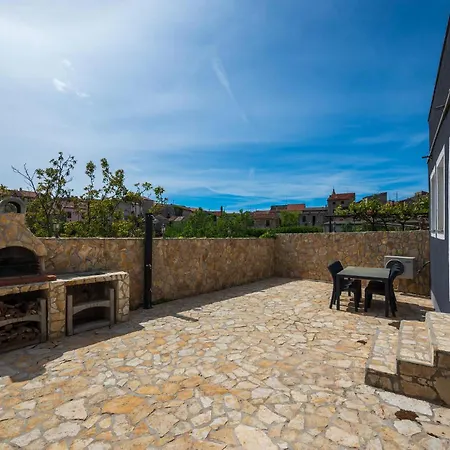 Holiday home 3 Bedroom In Vodnjan